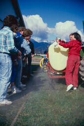 agriculture – students with equipment